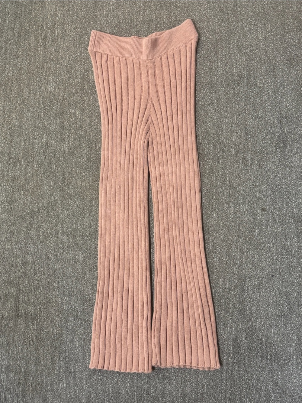 Free People ribbed knit pants in blush pink!